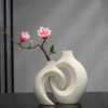 Conjunto de 2 Vasos Cerâmicos Vazados em Estilo Nórdico Moderno